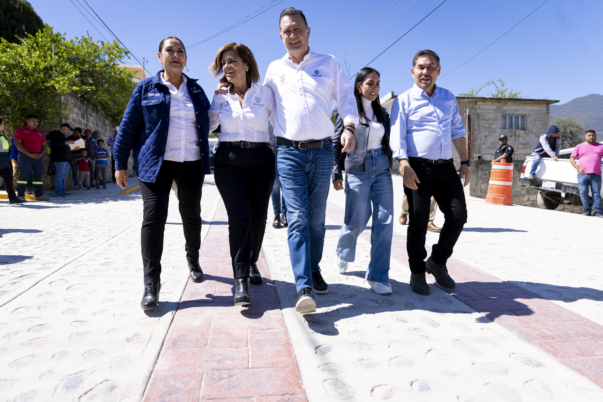 Entrega Gobernador obras de infraestructura vial y educativa en Arroyo Seco