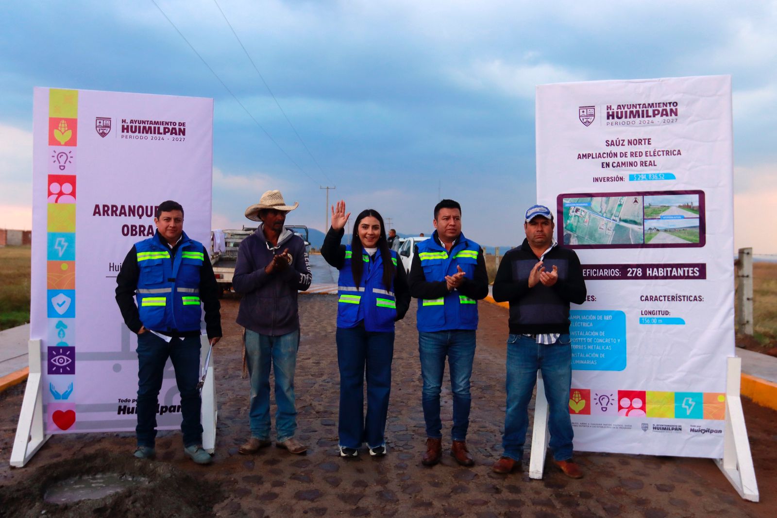 JAIRO MORALES, ENTREGA RED ELÉCTRICA AL SAUZ NORTE