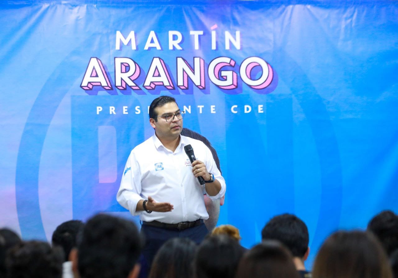 Arranca Martín Arango campaña para escuchar a los panistas del estado