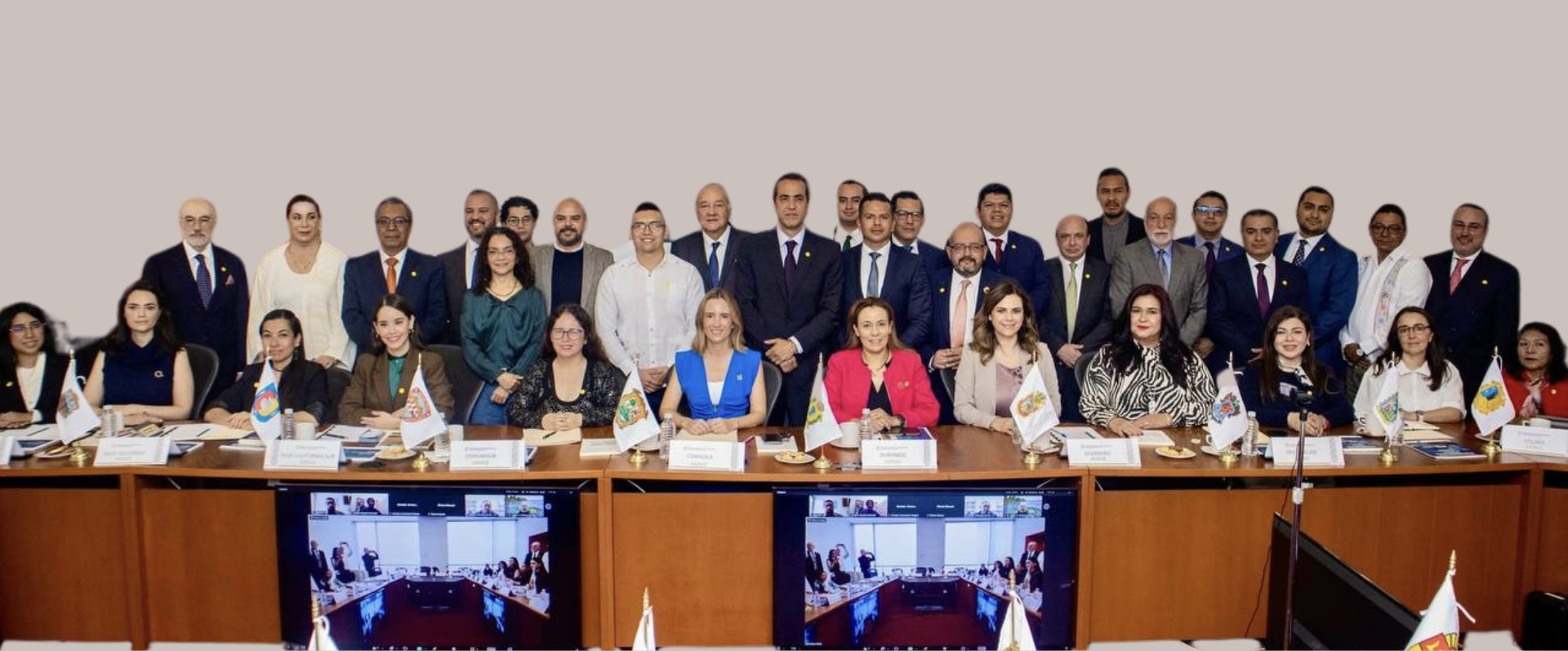 Asume Paloma Palacios la presidencia de la AMAIE