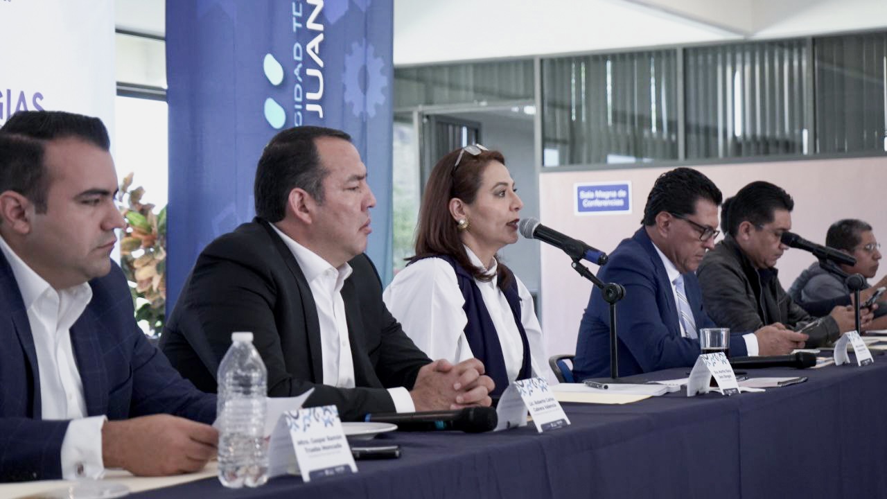 Se reúne titular de SEDEQ con presidencias municipales