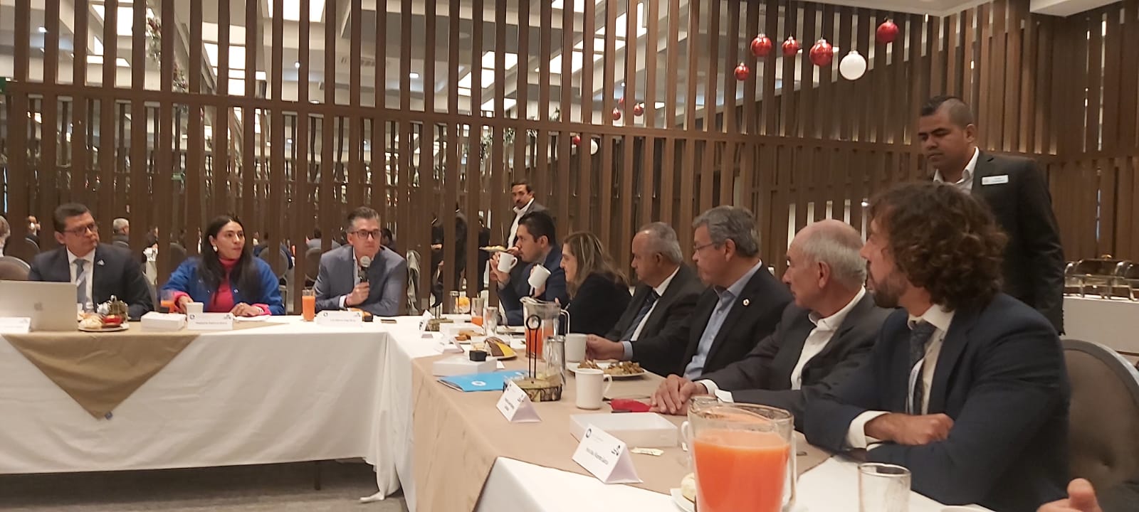 Vocal de la CEA asistió a la presentación de la plataforma Toma Segura