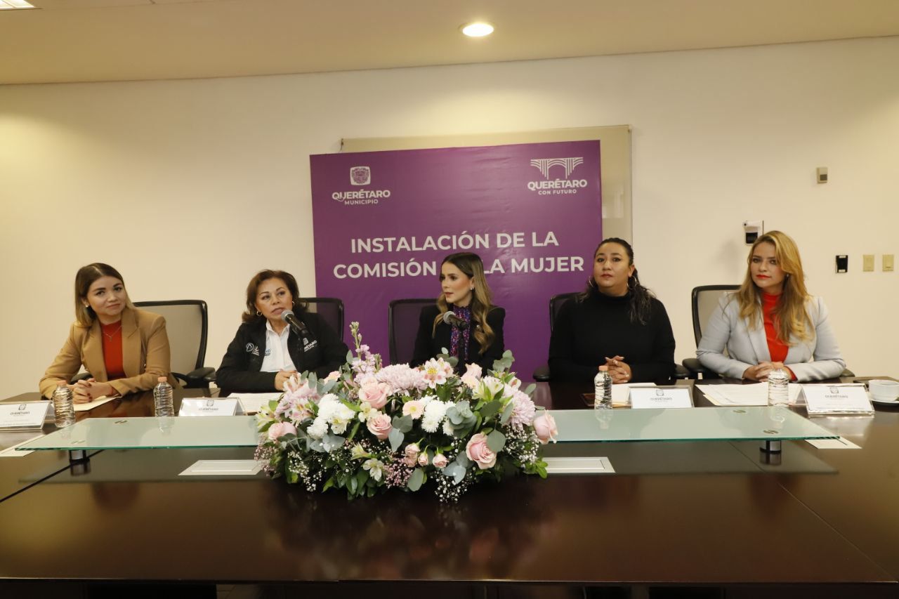 Instalan la Comisión de la Mujer para fortalecer la igualdad y el empoderamiento femenino